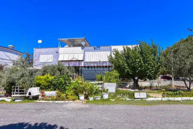 Kuşadası Üçgözler Sitesinde Denize 450 Metre Mesafede Yazlık 1