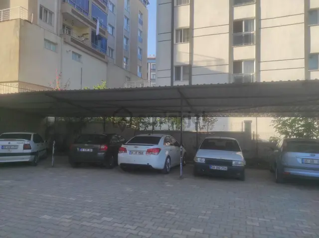 Sivas Şeyh Şamil'de Kiralık 135 M² Geniş Ve Aydınlık 3+1 Daire 1