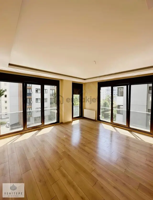 Erenköy Çelebi Sokakta Kiralık 3+1 1