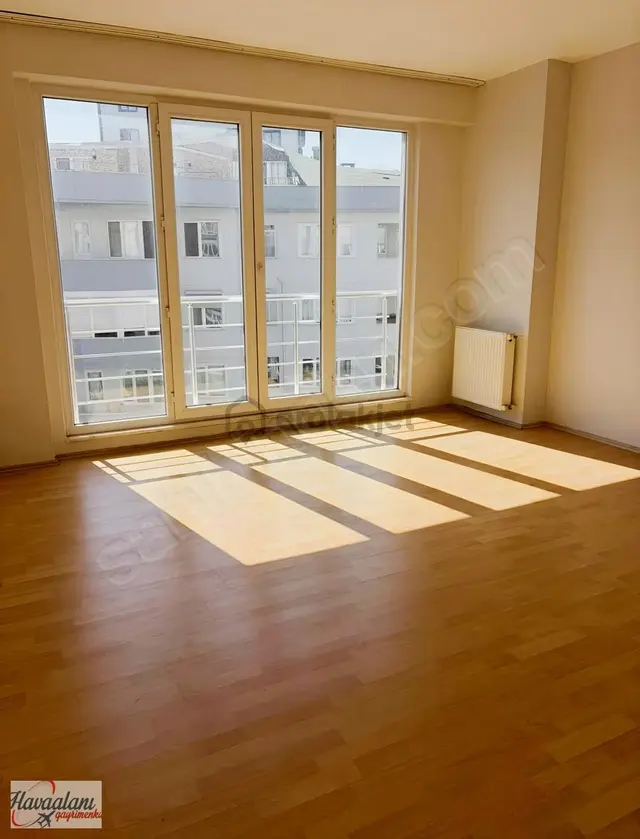 Kurtköy Merkezde 2+1 Site İçerisinde Kiralık Daire 1