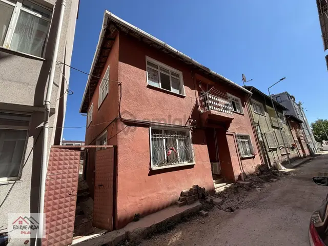 Arda Emlak Ofisinden Kaleiçi Mevkiinde Eşyalı Daire 1
