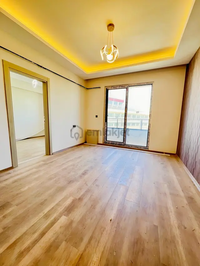 Arel Gym'den Satılık Lüx 1+1 55 M2 Yeni Yapı Site İçerisinde 1