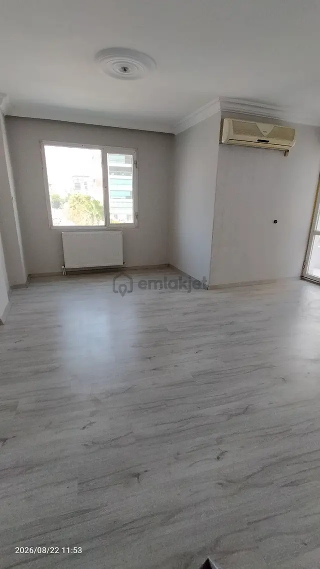İzmir Çiğli Ataşehir Mah. Kiralık 3+1 Doğalgazlı Arakat Daire 1