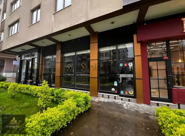 İhsaniye Harika Lokasyonda Kiralık Dükkan 1
