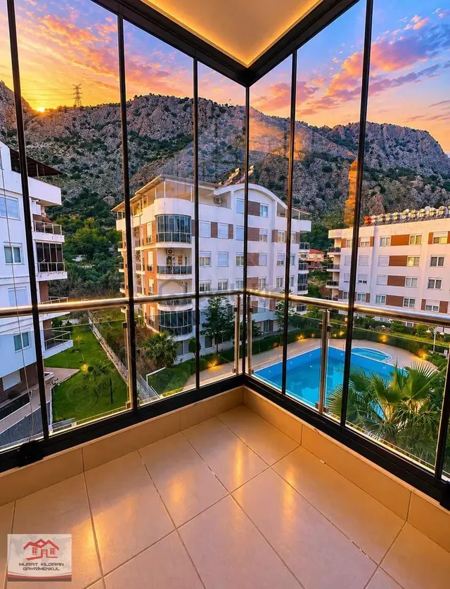 Çok Geniş Full Eşyalı Dogalgazlı Katlanır Cam Balkonlu 1+1 Daire