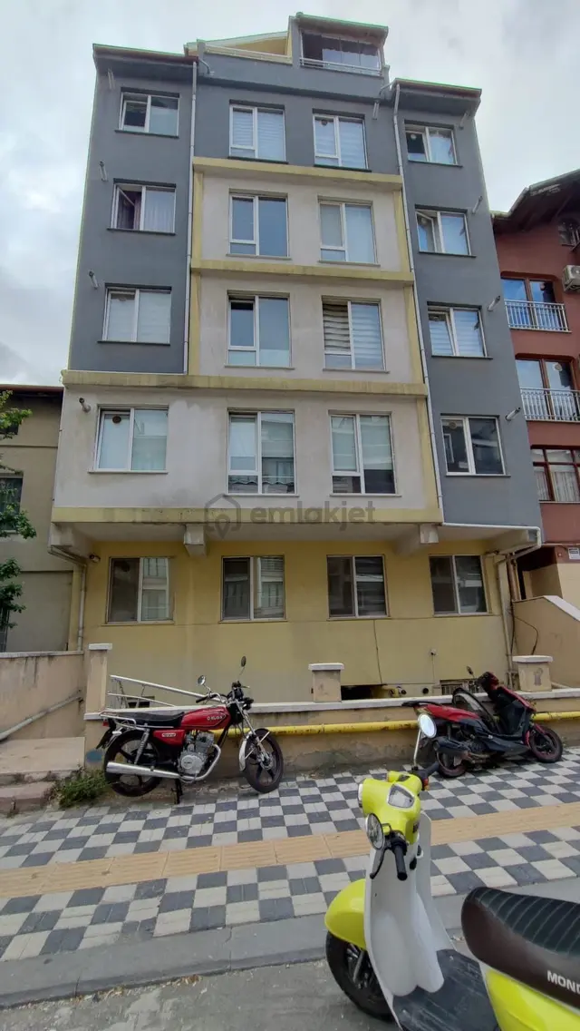 Sadık Penbe'de Merkezi Konumda 10.000 Tl'ye Kiralık 1+0 Apart 1