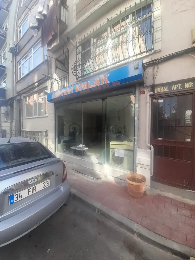 Ecem Emlaktan Kocamustafapaşa Cumartesi Paz Mevkinde 40m2