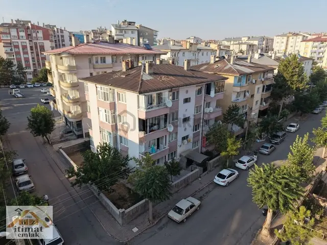 Mimarsinan'da Satılık Fırsat Daire: 3+1, 110m², Cam Balkonlu