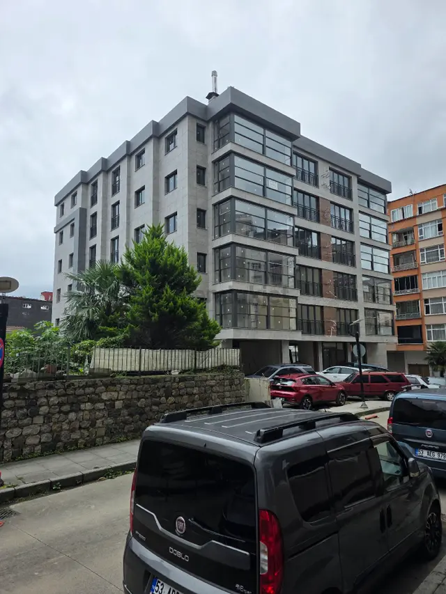 Taşçioğlu Emlaktan Satılık Sıfır Lüks Daire 1