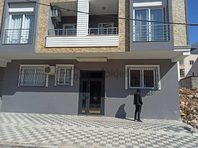 Mersin Toroslar Sağlık Mah. Yüksek Giriş Katı Kiralık Daire 1