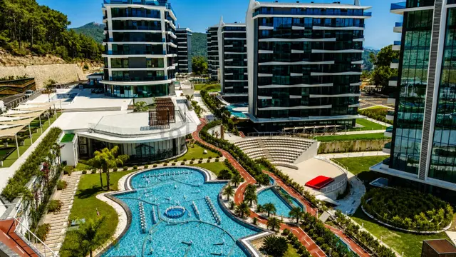 Alanya Avsallarda 5 Yıldızlı Otel Konseptli Satılık 1+1 Daire