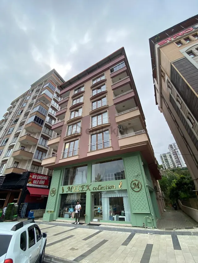Trabzon Yomra'da Kiralık 3+1 Daire 1