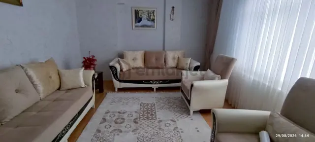 Esenler Fatih Mah 4 Kat 2+1 110 M2 Masrafsız Kiralık Daire 1