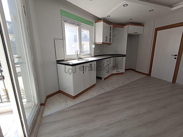 Şifa Hastanesi Yakını Gazi Mahallesinde 1+1 Kiralık Daire 1