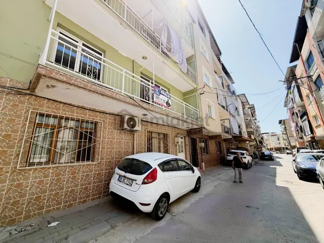 Ege Üniversitesi Arkası Mevlânâda Geniş 2+1 25.000 Tl 1