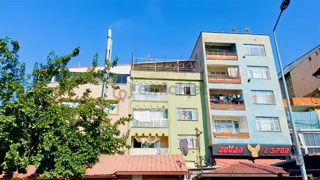 Duaçınarı'nda Acil Satılık Komple Bina 3 Daire + 2 Ticari İşyeri 1