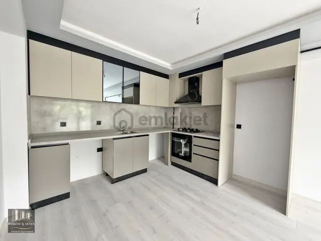 ⫸︎b*g⫷şemsettin Günaltay Cad.yakını Sıfır Orman Manzaralı 2+1 1