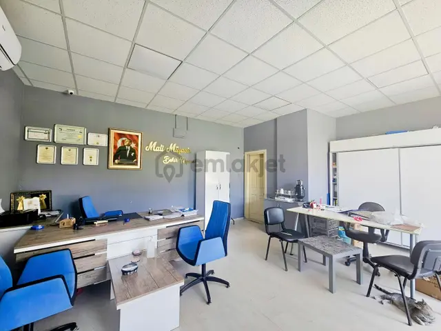 Buca Koop Mahallesinde Satılık Ofis/büro Ve Dükkan 1