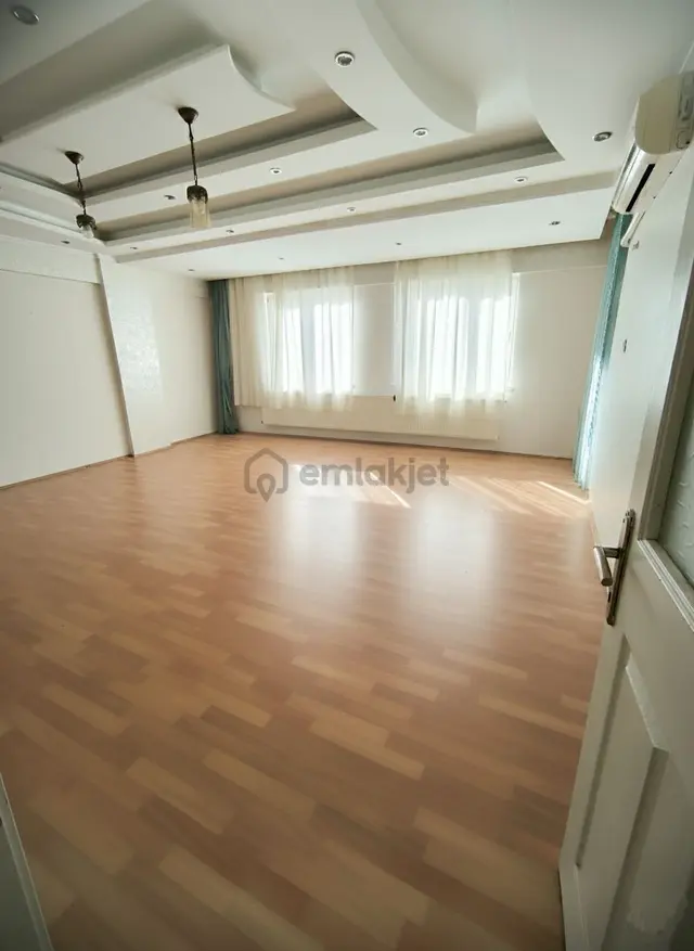 Esenler Kınalı Kuzular Mevkii Kiralık Geniş Daire 1