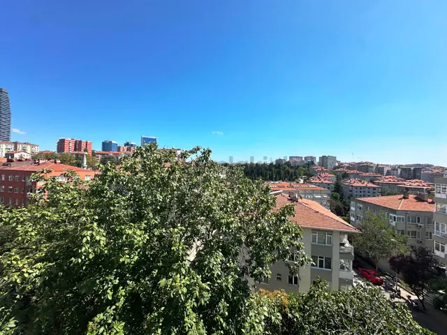 Nispetiye Cad.paralel 2.kat Önü Açık Kapanmaz 90m2 Kiralık 2+1 1