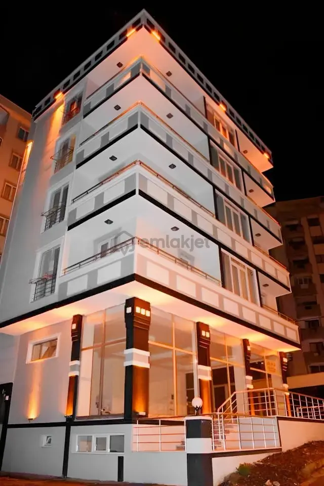 Yardım Emlaktan Akçaabat Söğütlü De Eşyalı Kiralık Daire 1