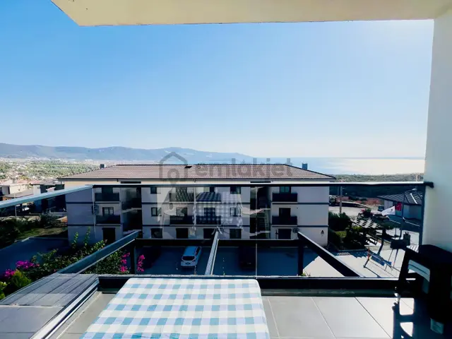 Akbük'ün Nezih Sitesi Yakamoz Evlerinde 1+1 Eşyalı Satılık