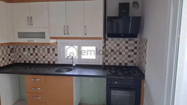 Evin Klavuzdan 3+1 Yüzüncü Yıl Da Doğalgazlı Kapalı Mutfak Ankestra 25000tl.. 1