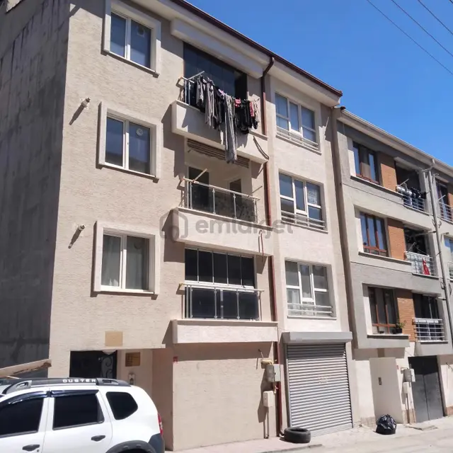 Century 21 Vizyondan Çamlıca Mah. Birlik Cad. Yakını Kiralık 2+1