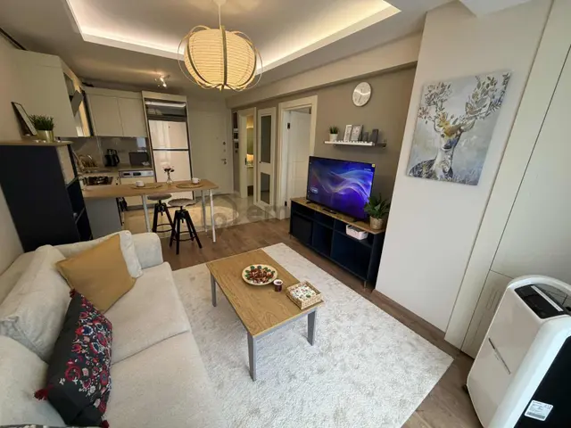 Royal'den Swift 165 Site Kartal Metro 8_dk Full Eşyalı 1+1 9.kat