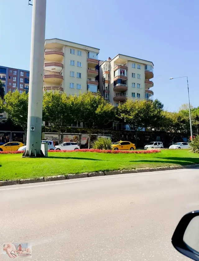 Nilüfer Fsm Bulvarına Cepheli Kiralık Dükkan