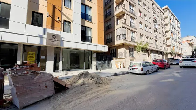Rehber Caddesinde 110 M2 Depolu Dükkan 1