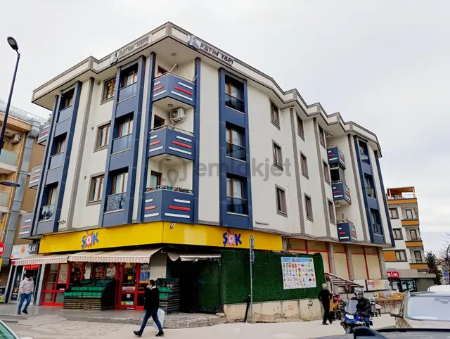 Ümraniye Çarşı Metro Arkasında Çarşıya 2 Dakika 3+1 Daire 1