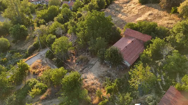 Ermenek Güneyyurtta İçinde Evi Ve Ahır'ı Bulunan Satılık Tarla 1