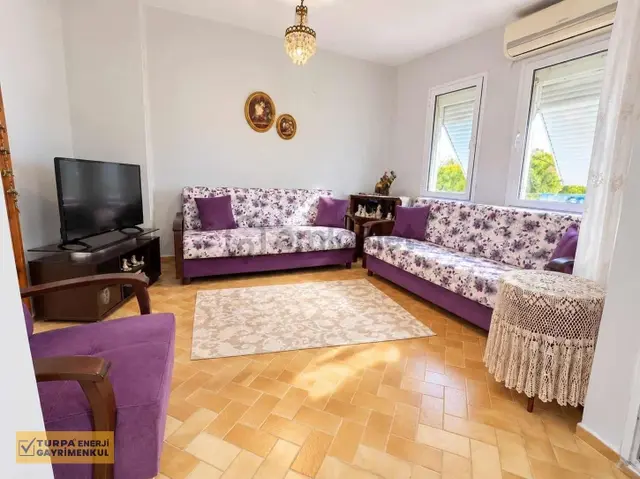 Eski Foça Merkezde 2+1 Kiralık Eşyalı Daire