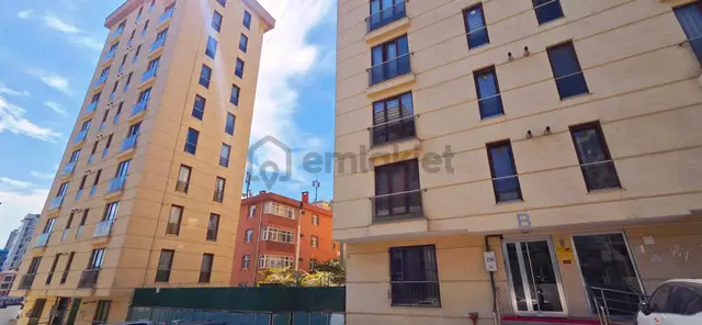 Ataşehir Artı1 Life Sitesi'nde 5.kat Ankastreli 65m2 Kiralık 1+1