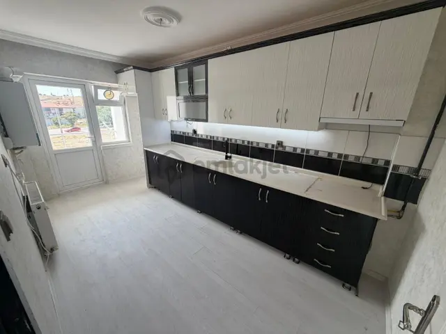 Sym'den Malazgirt Mhara Katta Park Cepheli Yapılı3+1daire