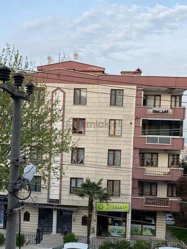 Sahibinden Beşevler Caddesi Üzeri Arakat 3+1 Kiralık Daire 1