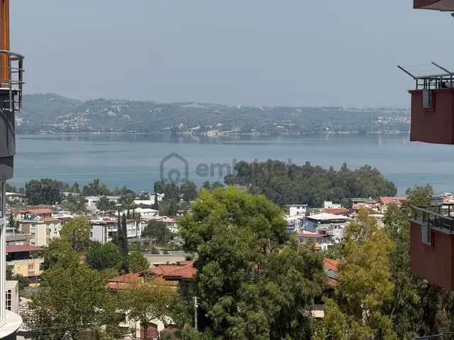 Çukurova Demirel Blv 3+1+g Odalı Güzelyalı Mh Göl Manzaralı Satılık Daire