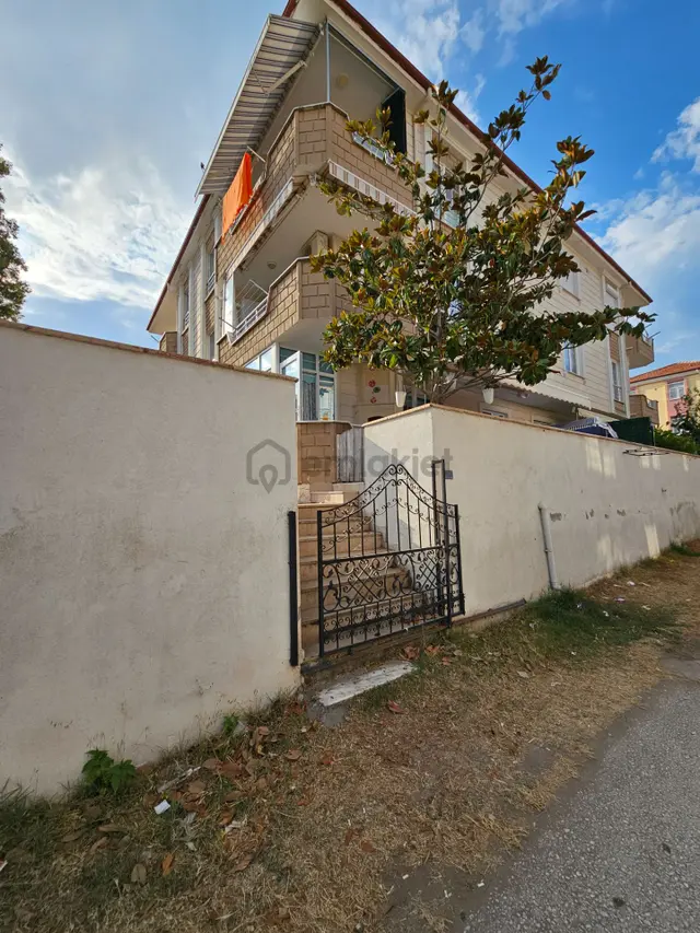 Karasu'da Deniz Manzaralı 2+1 Eşyalı Kiralık 1