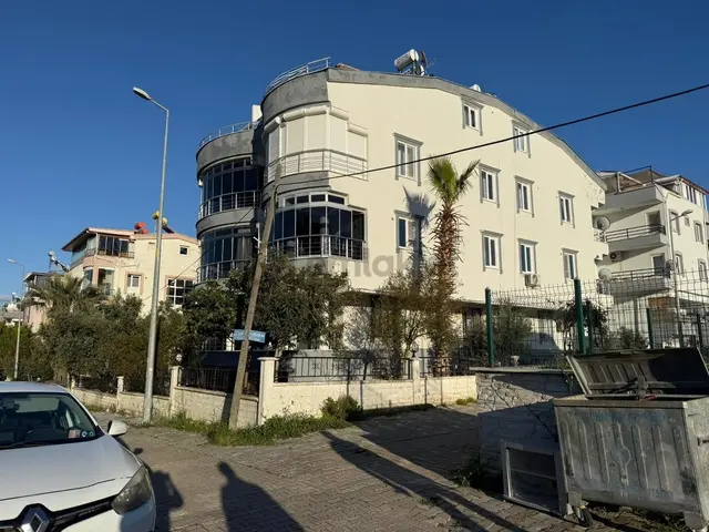Didim Merkez'de Eşyalı 4+1 Geniş Dubleks Daire