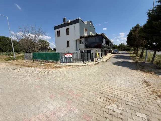 Urla Kalabak'ta Yola Yakın Kiralık Depo 1