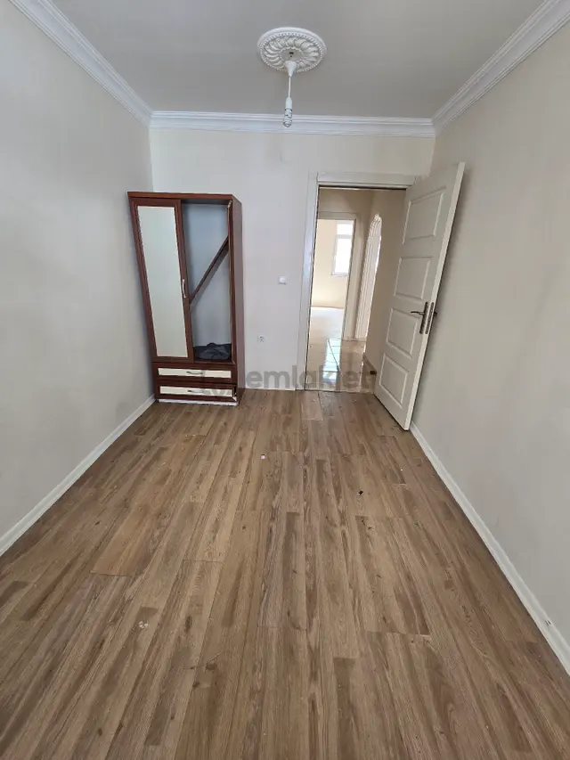 Çevre Yoluna Çok Yakın Düdenbaşı Mah 2+1 Y.giriş Daire 1