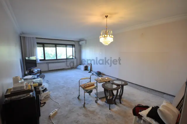 Pyramıd'den Ataköy 9 Atrium Yanı A-13 Blok Boş Teslim 3+1 Daire