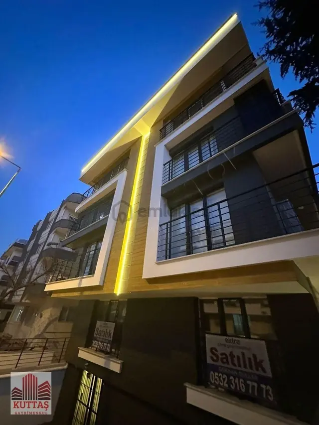 Kuttaş Emlak'tan Yeni Binada 7.cadde'ye Çok Yakın Eşyalı 2+1 Dubleks Kiralık