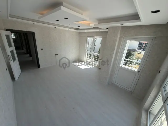 Sincan Malazgirt Mah 1.kat Ön Cephe Salon Bagımsız Satılık Daire