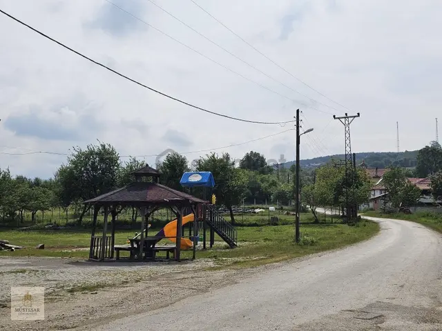 Yenisefa Köyünde İmarlı Köy İçi Arsa 1