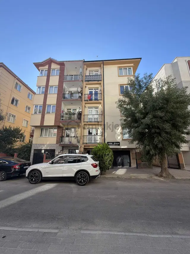 [vefa Koçhan'dan] Bahçelievler'de Satılık 2+1 Daire 1