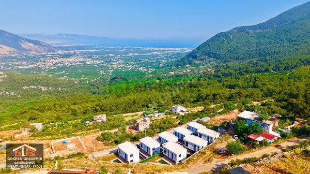 Gökhan Gökdemir'den Deniz Ve Doğa Manzaralı Satılık Villa 1