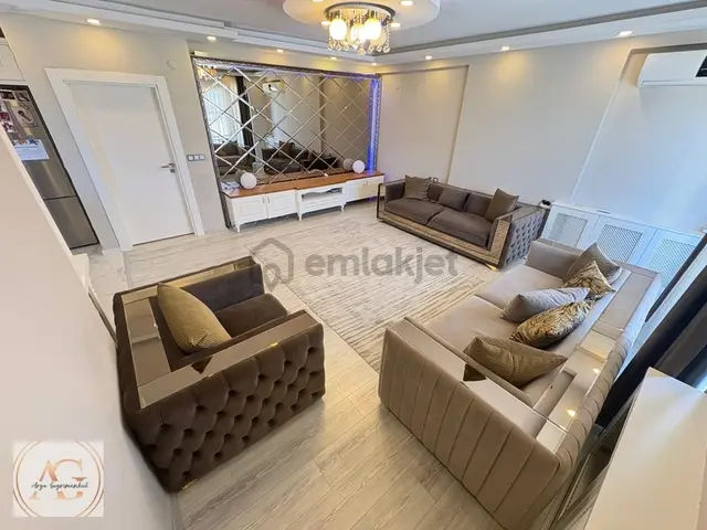 Akçay Altınkum'da Denize 200m Eşyalı 3+1 Dubleks Daire
