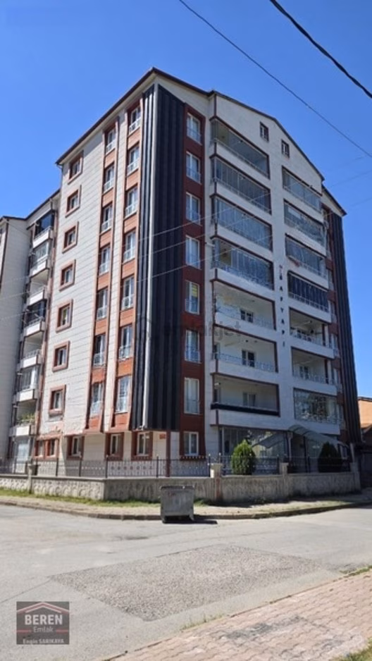 İnönü Mah. Site İçerisinde Kiralık Ara Kat 3+1 Daire